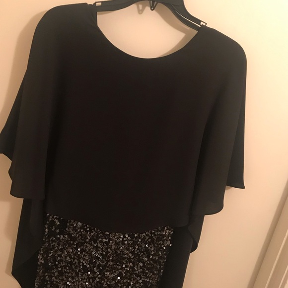 ✨ sequin jumpsuit with capelet - Picture 7 of 7